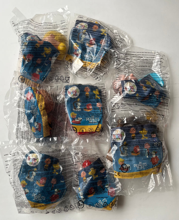 Germany, 2001/01, Happy Meal set, Peanuts der Film (Charlie Brown)
