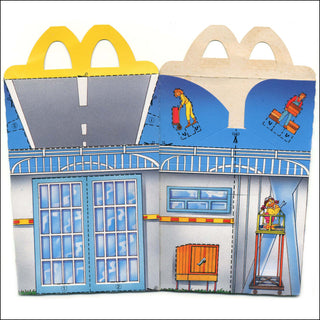 1995/03 McDonaldland vliegveld (boxes/bags)
